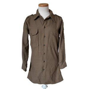 Vintage US Military Issue WW2 Olive Wool Field Shirt with Patches 3 40S